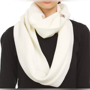 Calvin Klein New 100% Merino Wool Everyday Knit Infinity Scarf